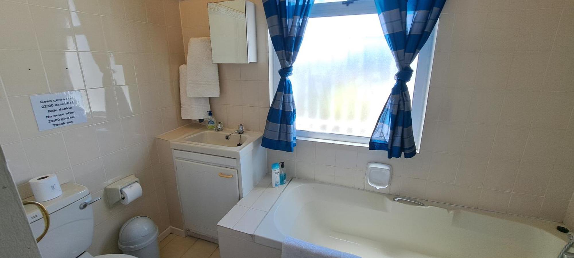 Raston Guest House Lambert's Bay Room photo